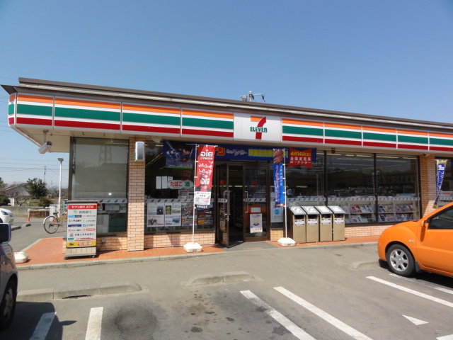 コンビニ　セブンイレブン太田市鶴生田町店（コンビニ）まで516m