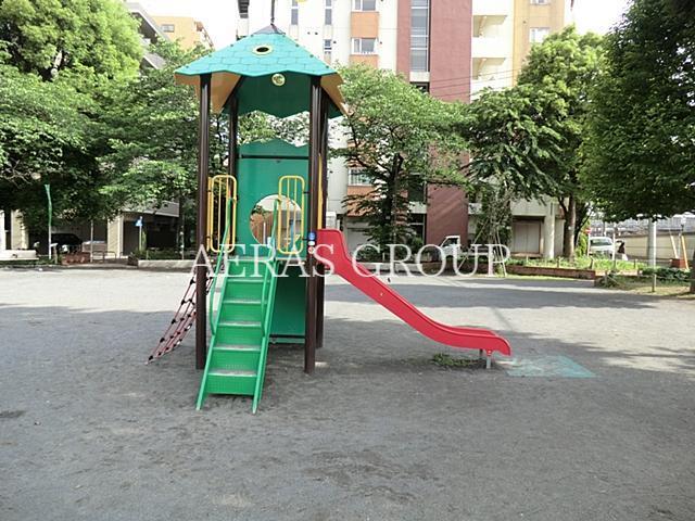 公園　東口駅前通り公園（公園）まで747m