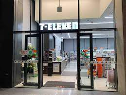 コンビニ　セブンイレブン 世界貿易センタービル南館店（コンビニ）まで121m