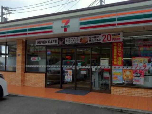 コンビニ　セブンイレブン横浜荏田北3丁目店（コンビニ）まで531m