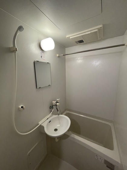 洗面設備　※別部屋の写真です