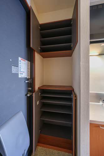 収納　シューズボックス