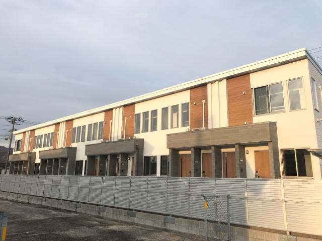 建物外観　外観写真（昼）