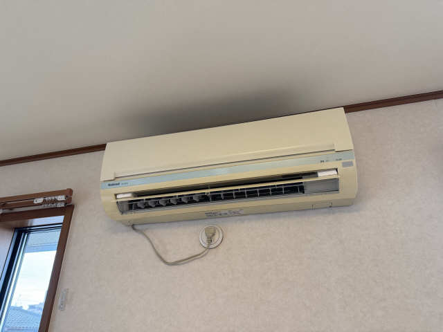 洗面設備　2階のエアコン2基は残置物扱い