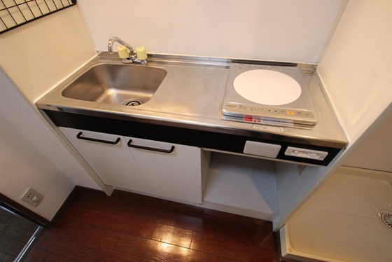 キッチン　※別室の写真です