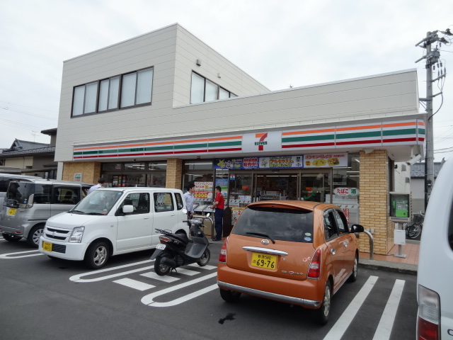 コンビニ　セブンイレブン新潟弁天橋通店（コンビニ）まで396m