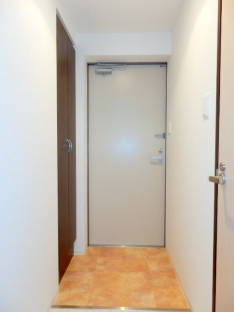 玄関　玄関広いです♪