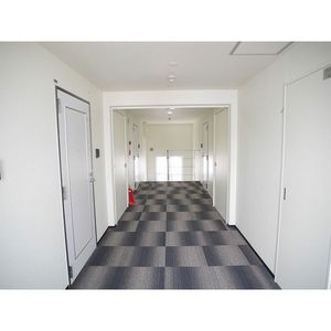 エントランス　廊下です♪