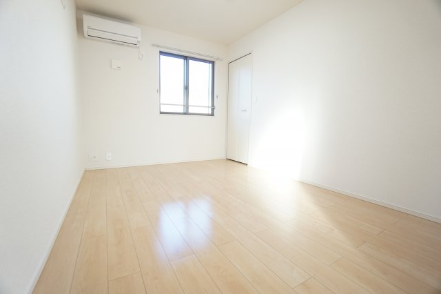 その他部屋・スペース　※同物件・反転タイプの写真です。