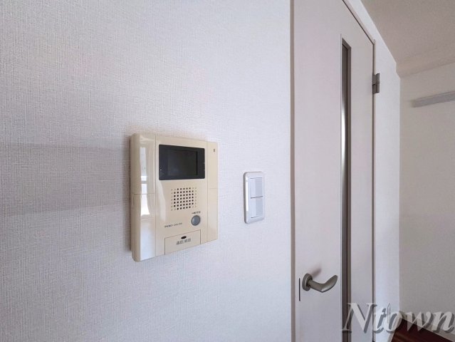 セキュリティ　モニター付きインターホンです