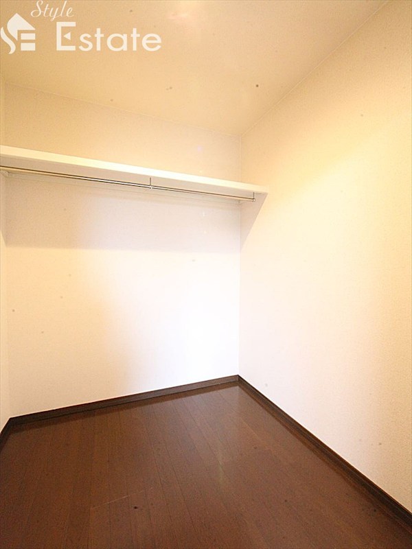 収納　ウォークインクローゼット