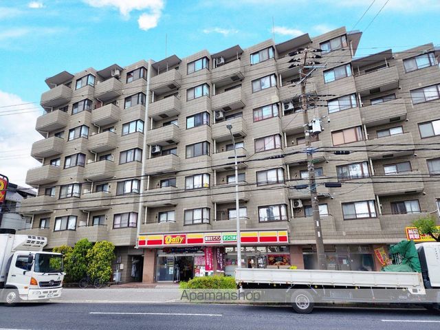 コンビニ　デイリーヤマザキ 浦安舞浜店（コンビニ）まで639m