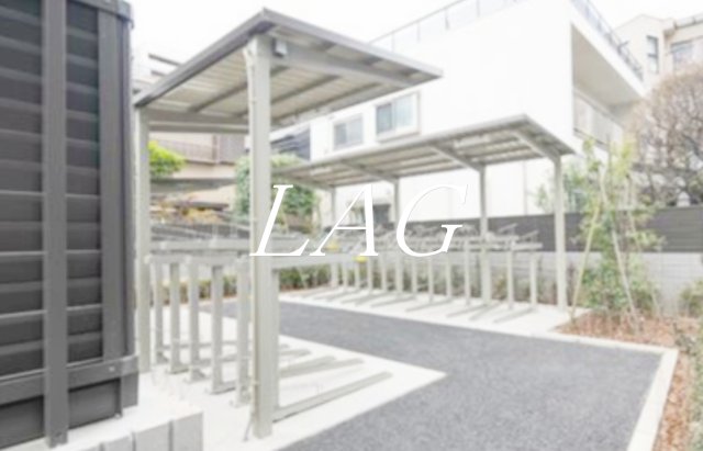 その他共有部分　駐輪場になります。