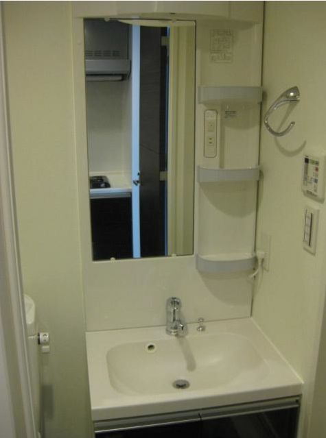 洗面設備　便利な独立洗面台