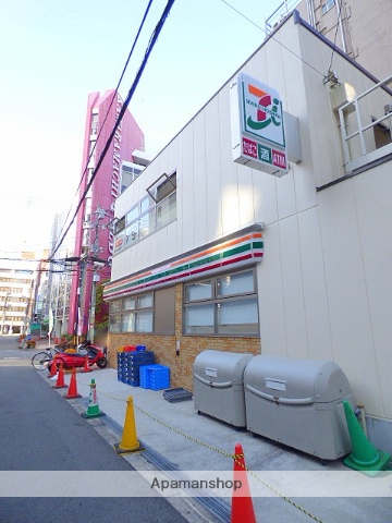 コンビニ　セブンイレブン（コンビニ）まで104m