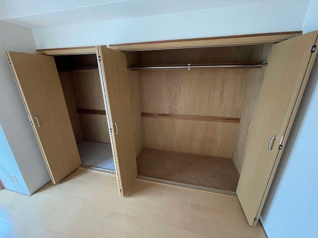 収納　※同物件別号室の参考写真です。