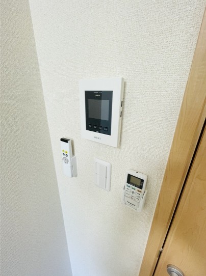 セキュリティ　モニタ付インターホン