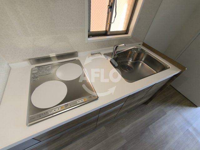 キッチン　フロンティアタワー九条II　システムキッチン