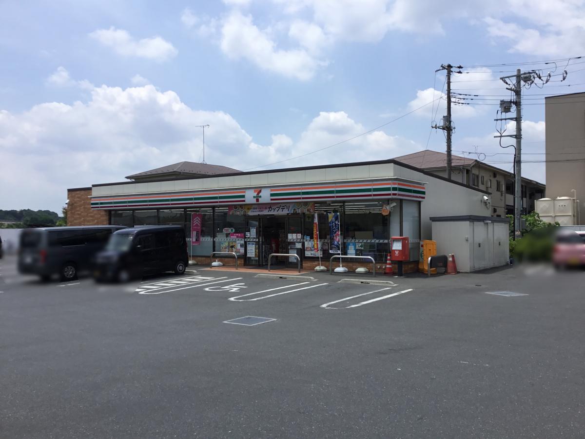 コンビニ　セブンイレブン 朝霞浜崎4丁目店（コンビニ）まで742m