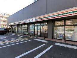 コンビニ　セブンイレブン 世田谷給田3丁目店（コンビニ）まで164m