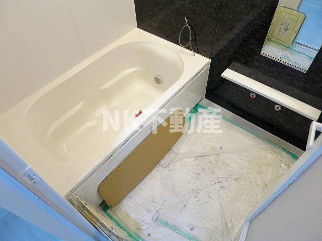 バス・シャワールーム　ゆったり過ごせるお風呂です