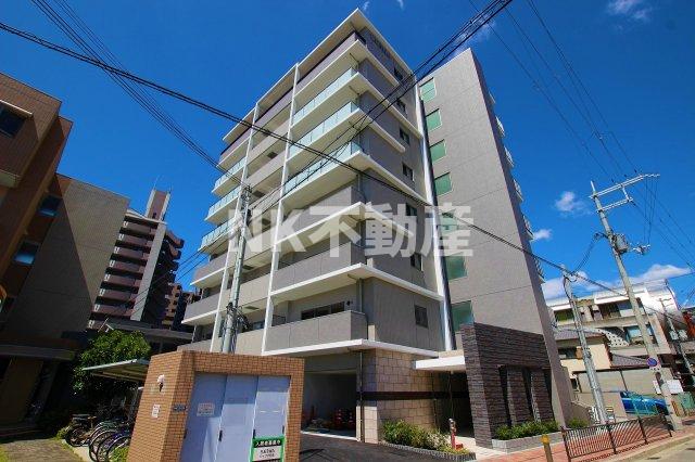 建物外観　落ち着いた雰囲気の外観です