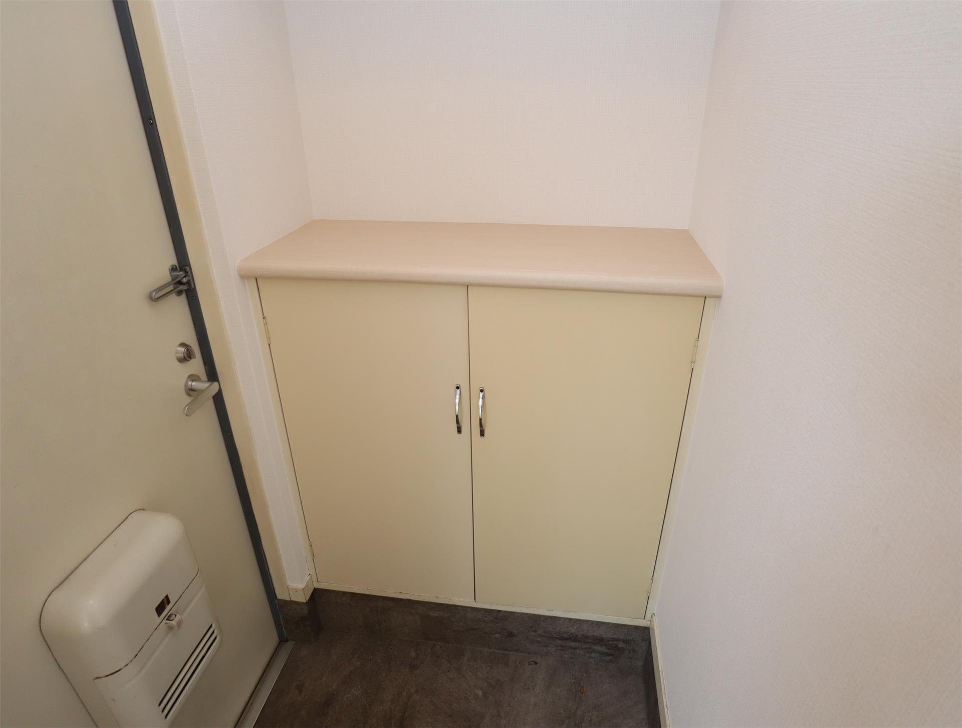 居室・リビング　シューズボックス