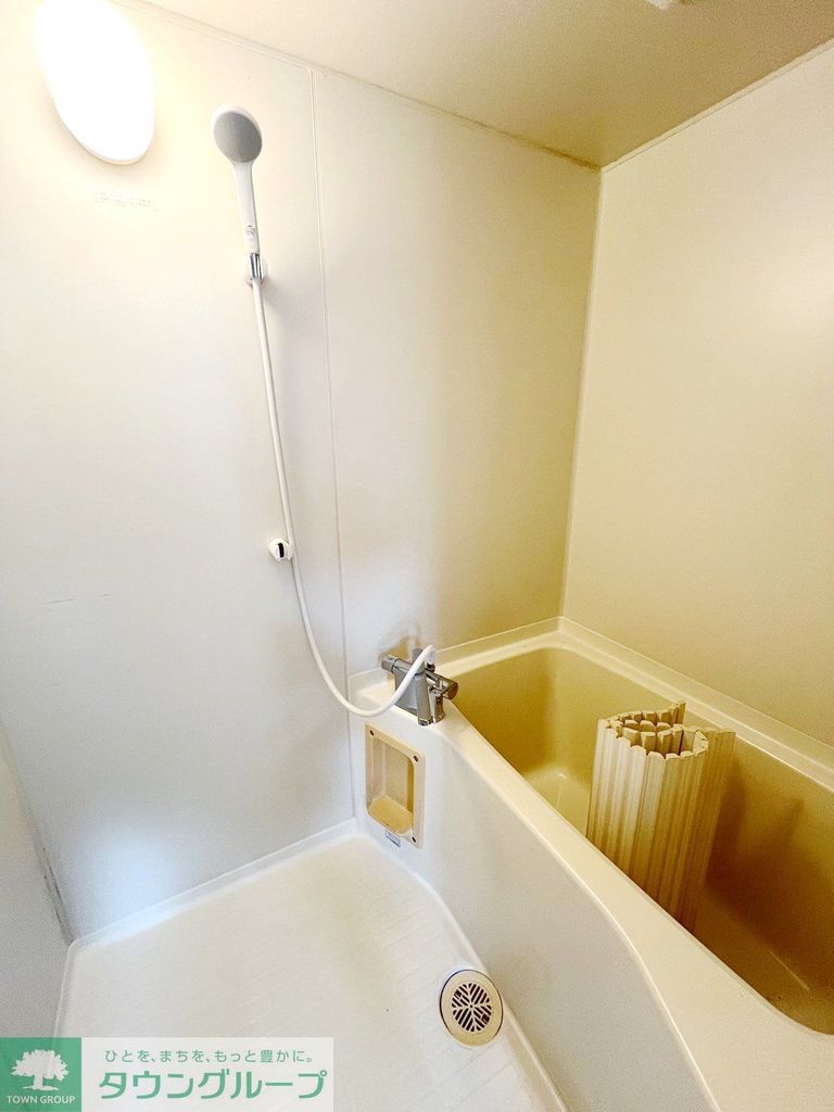 バス・シャワールーム　バス