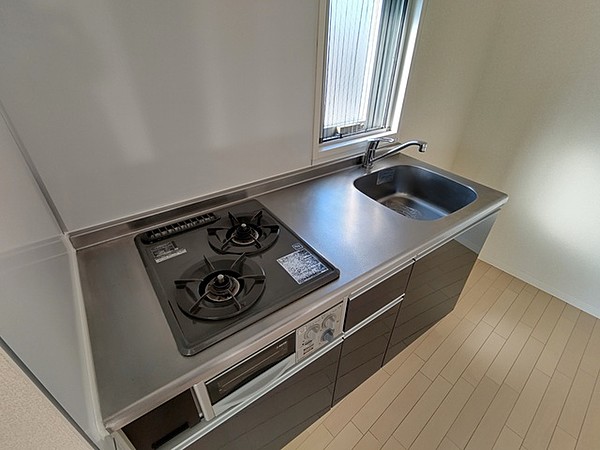 キッチン　※別部屋参考写真