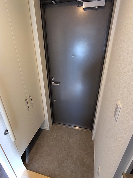 玄関　※別部屋参照