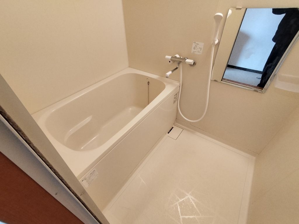 バス・シャワールーム　バス