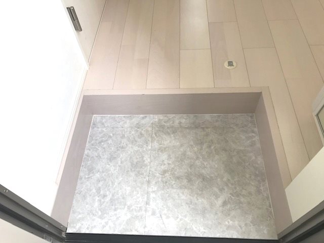 玄関　同じシリーズ物件のモデルルーム写真となります