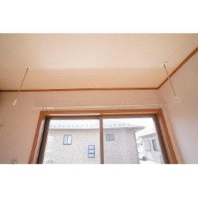 その他設備　室内物干し