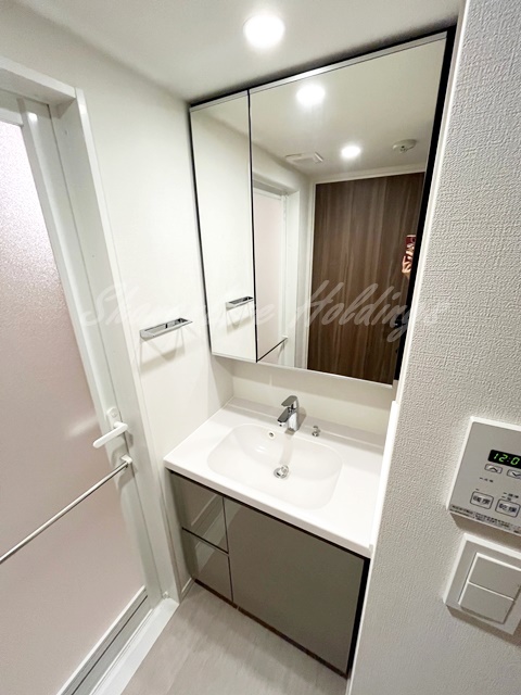 洗面設備　人気の独立洗面♪