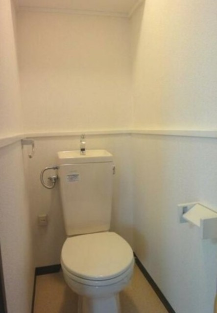 トイレ　別部屋参考写真