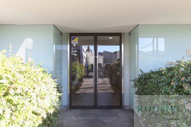 エントランス　エントランス