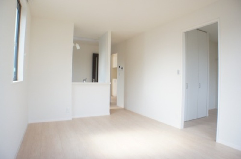 居室・リビング　図面と現状に相違がある場合には現状を優先