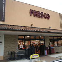 その他　スーパー（その他）まで320m