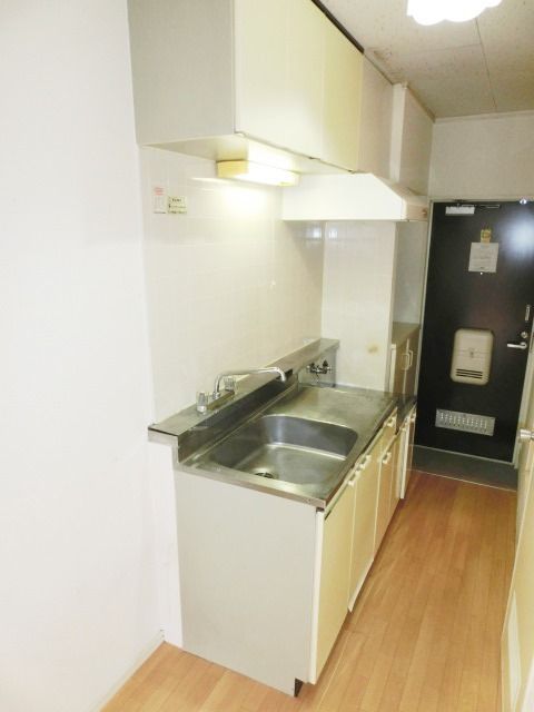 キッチン　２口ガスコンロ設置可能