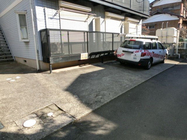 駐車場　敷地内の駐車場です。