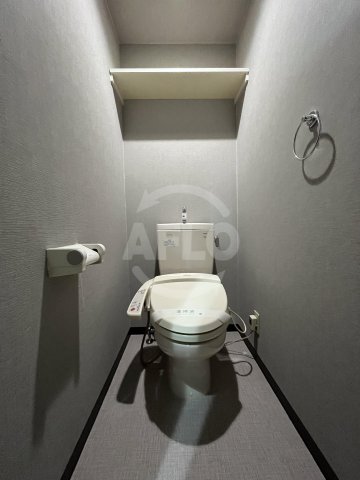 トイレ　サムティ弁天町レジデンス　トイレ