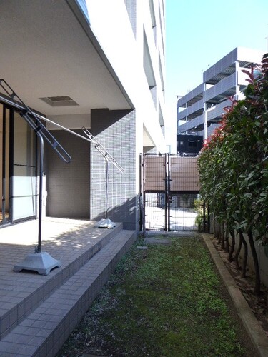 庭　専用庭　12.47平米　※前回募集時2023年1月の写真