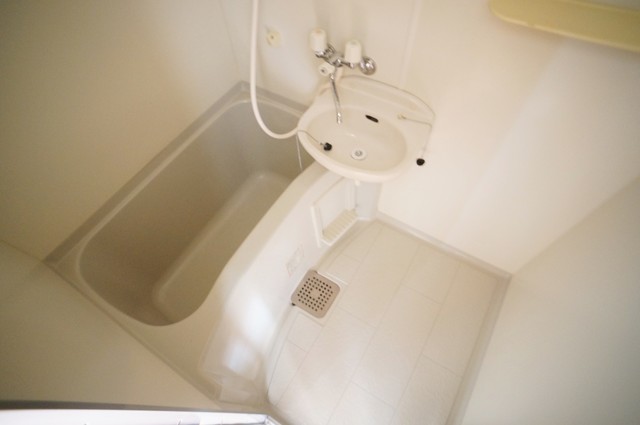 洗面設備　洗面台も付いているのでお出掛け準備らくらくです♪