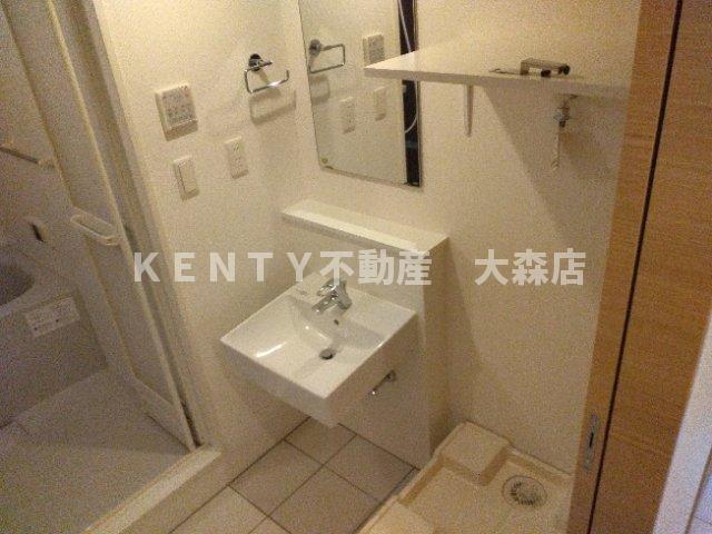 洗面設備　使いやすい洗面所です