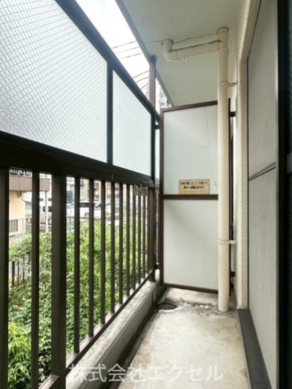 バルコニー　南向きで日当たり良好です。
