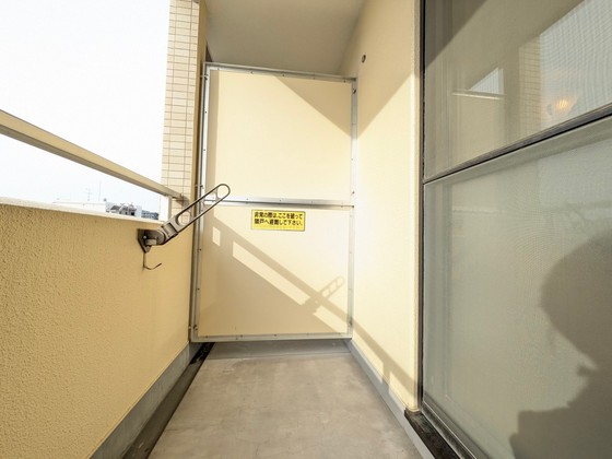 バルコニー　※別部屋の写真です