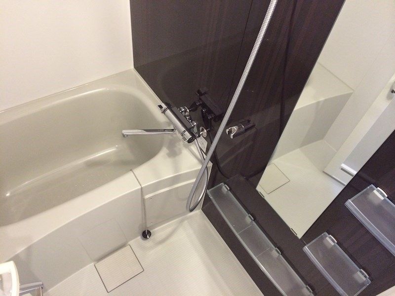 バス・シャワールーム　バス