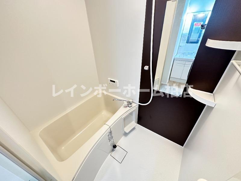 バス・シャワールーム　お風呂で日々の疲れを落としましょう