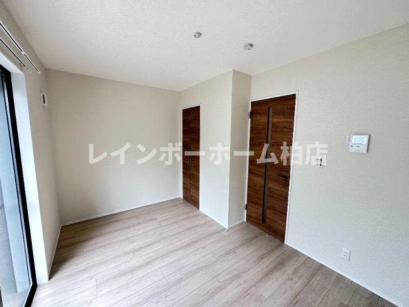 居室・リビング　ゆったりとした居間です