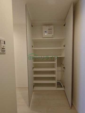 収納　アトリオフラッツ中野